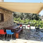בית נופש Little Bit Of Heaven